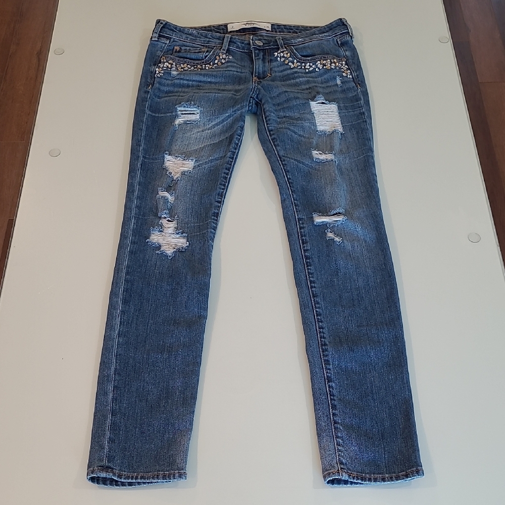 EUC Abercrombie & Fitch Disstressed Rheinstone/Bedazzled Mid Rise Jean